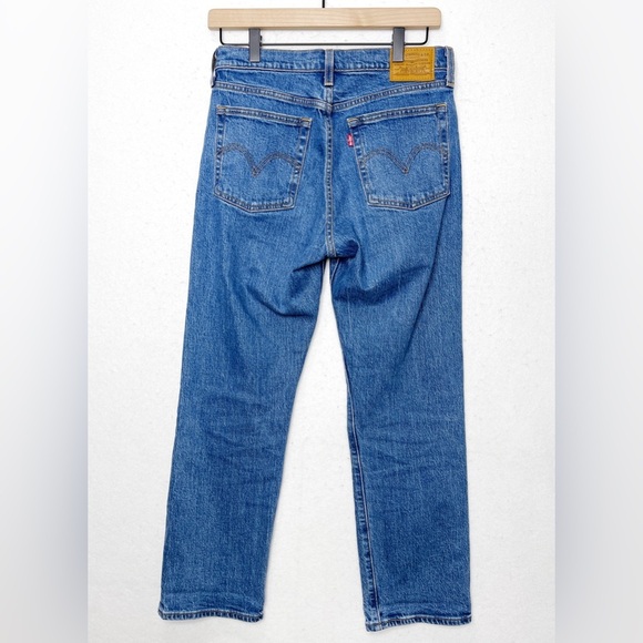 Levi’s Wedgie Straight 5 Pocket Denim Jeans Size 27 Button Fly 26 L Med Wash - Picture 3 of 9